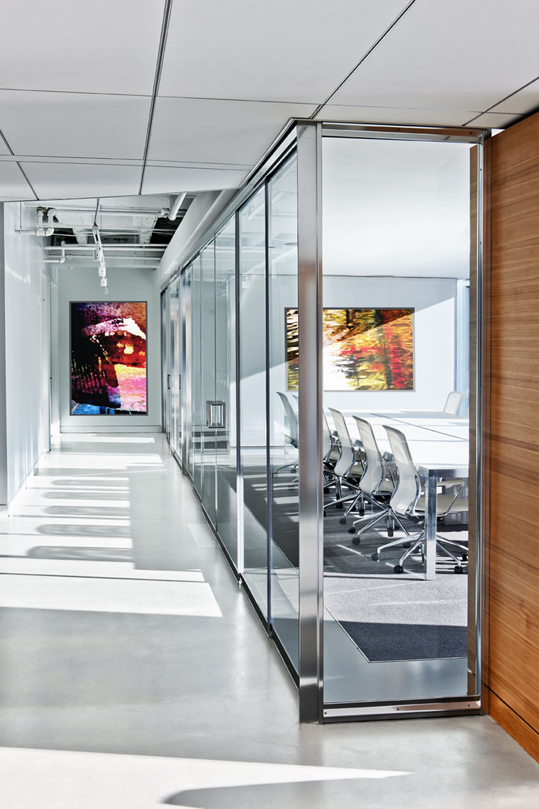architectural photograph of an office conference room by Dan Poyourow